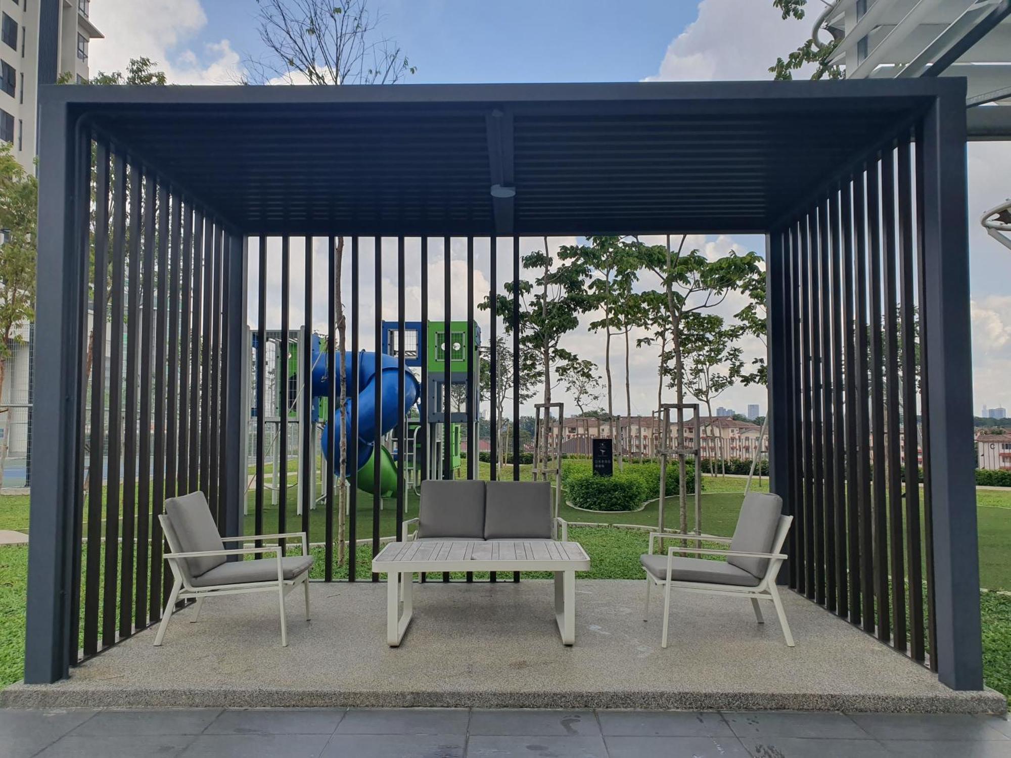 Highpark Suites At Petaling Jaya, Kelana Jaya By Plush Eksteriør billede
